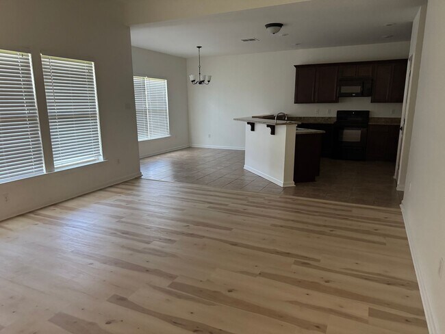 Foto del edificio - Absolutely Beautiful Home for Lease in Arb...