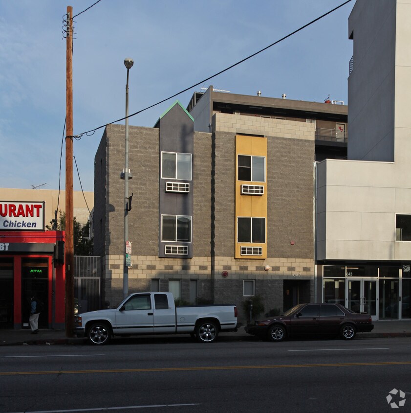 Building Photo - 647 San Pedro St
