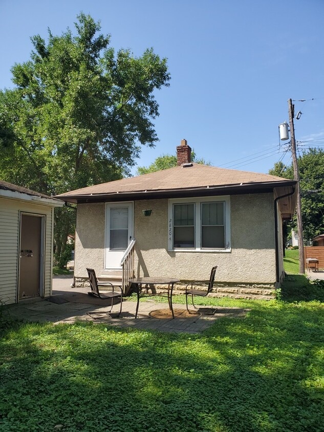 Foto principal - 2820 Stinson Blvd NE