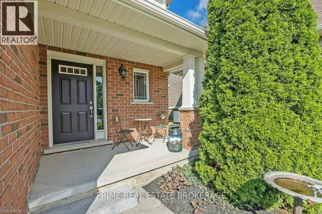 Photo du bâtiment - 6 Peach Tree Blvd