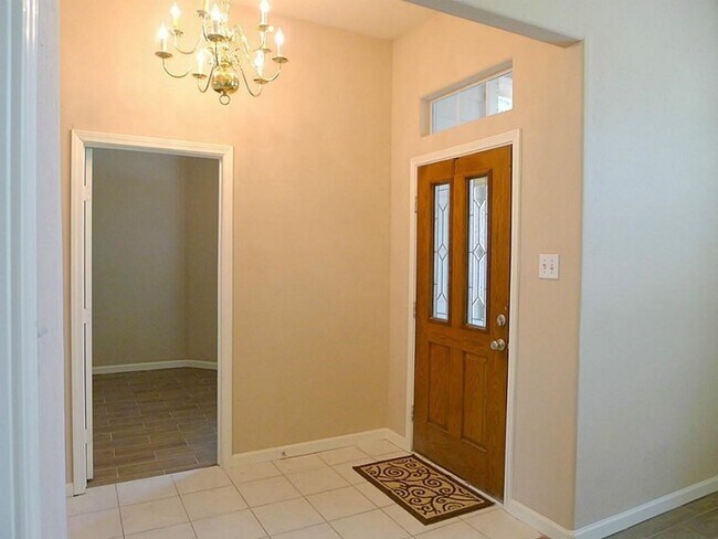 Foto del edificio - 20703 Whitevine Way