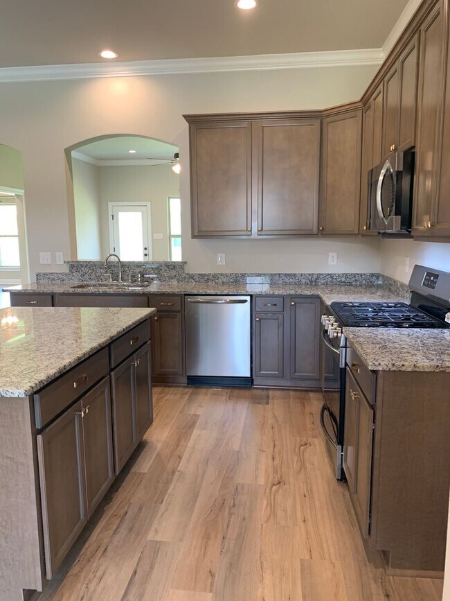 Foto del edificio - 3BD/2BA House for Lease - Nickens Lake Sub...
