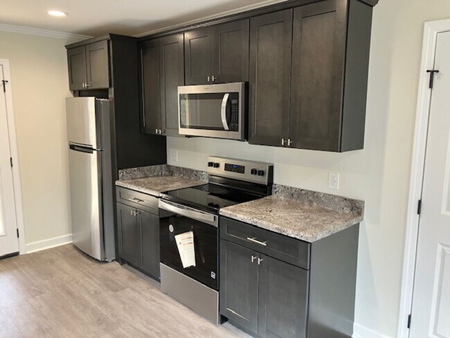 Building Photo - 5 Autumn Ridge