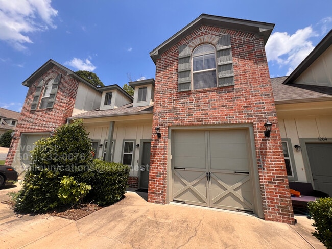 Building Photo - 1205 Tuscany Cir