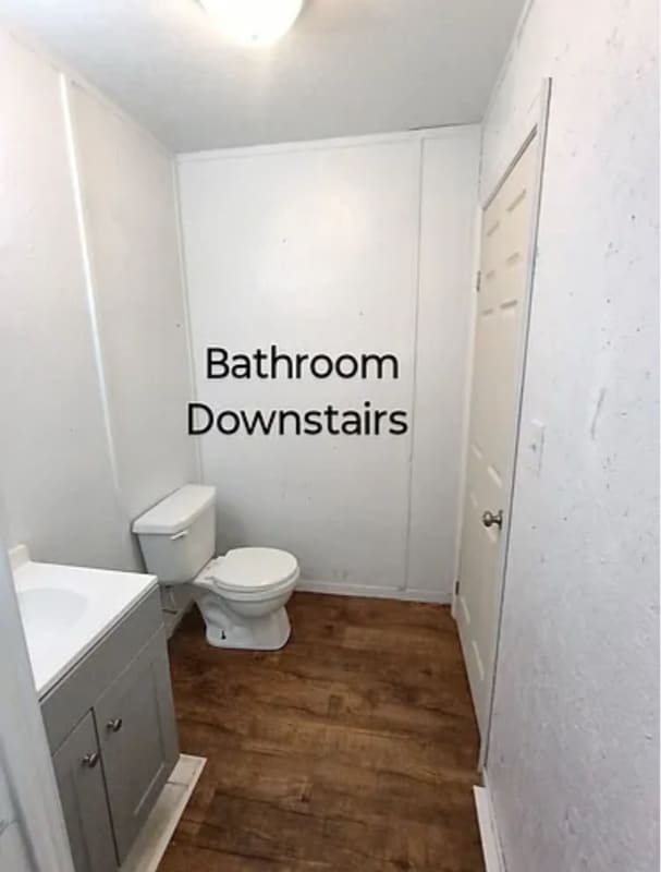 Building Photo - 212 Morning Dr