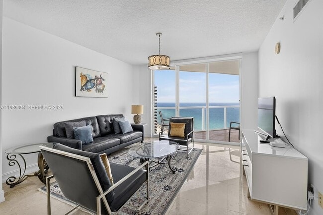 Building Photo - 16699 Collins Ave