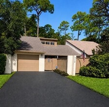 Building Photo - 249 Pleasant Wood Dr