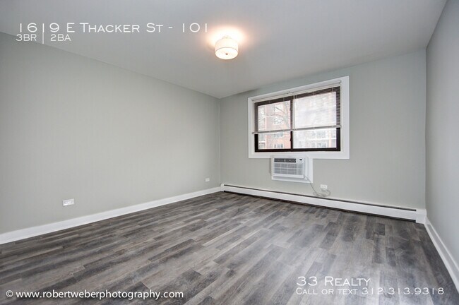 Building Photo - 1619 E Thacker St