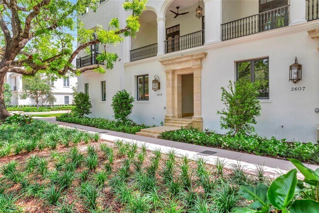 Foto del edificio - 2611 Anderson Rd