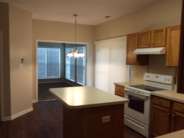 Foto del edificio - 11632 Larix Dr