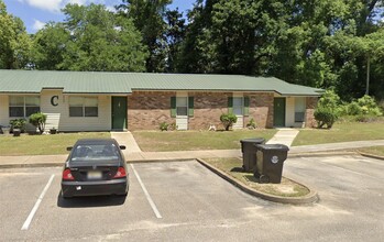 Building Photo - 23330 College Ave