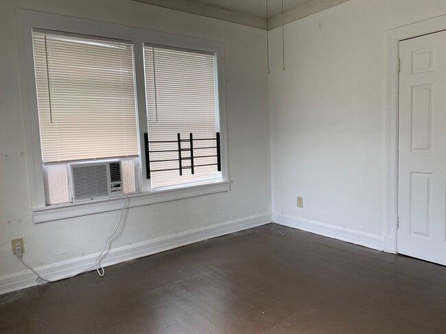 Foto del edificio - 2622 Boulevard St