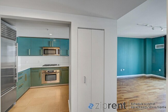 Foto del edificio - 555 4th St