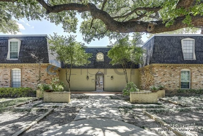 Building Photo - 5315 Fleetwood Oaks Ave