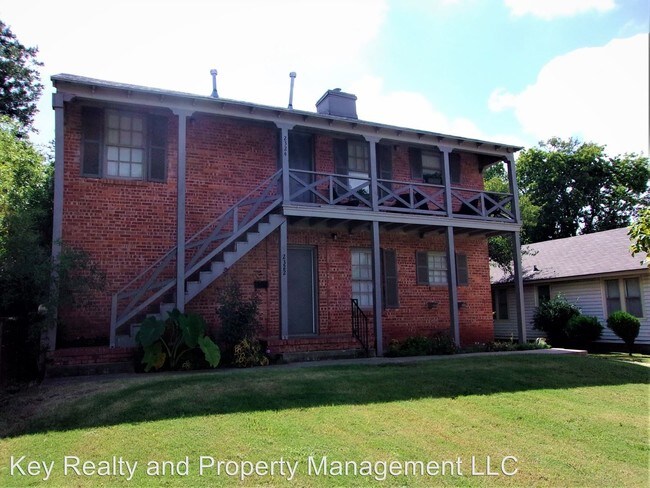 Building Photo - 2 br, 1 bath Apartment - 2322 NW 20TH ST