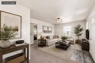 Building Photo - 1742 N Whittier Pl