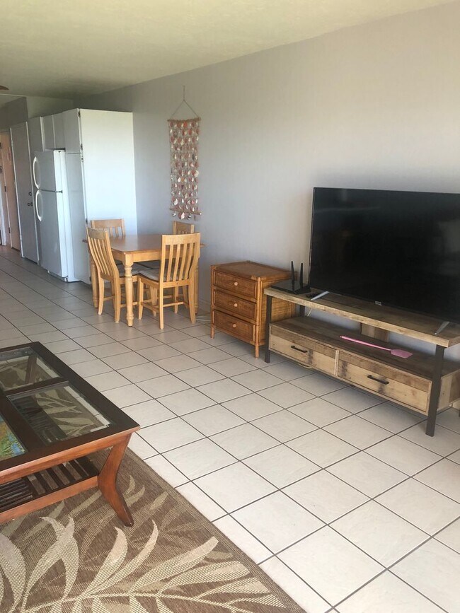 Foto del edificio - Molokai - Wavecrest - oceanfront 1 bedroom...