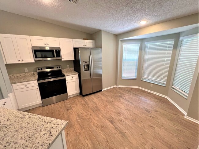 Building Photo - 4014 Ponea Dr