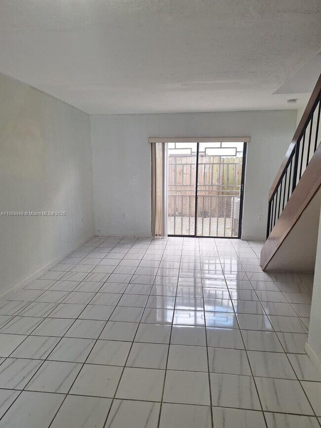 Foto del edificio - 11781 SW 18th St