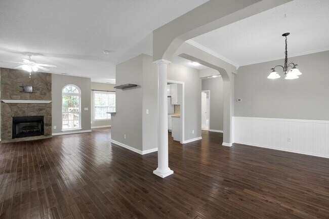 Foto del edificio - 1411 Chadwick Shores Dr