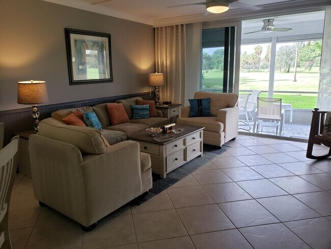 Building Photo - 3980 Oaks Clubhouse Dr