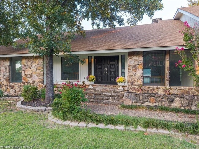 Foto del edificio - 9609 Jenny Lind Rd