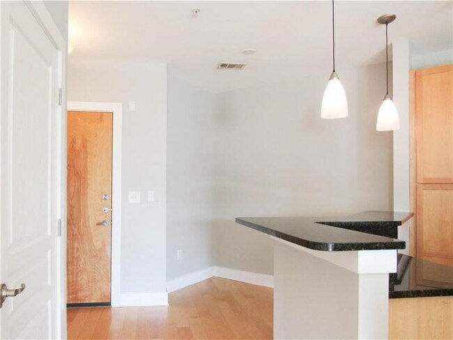 Building Photo - 799 Hammond Dr