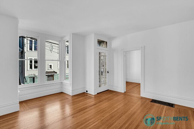 Foto del edificio - Castro: Single Family Home in the Heart of the Castro w/ Yard & Garage