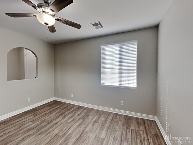 Foto del edificio - 9827 W Spinnaker Creek Ave
