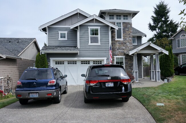 Foto del edificio - 9003 105 Ave SW