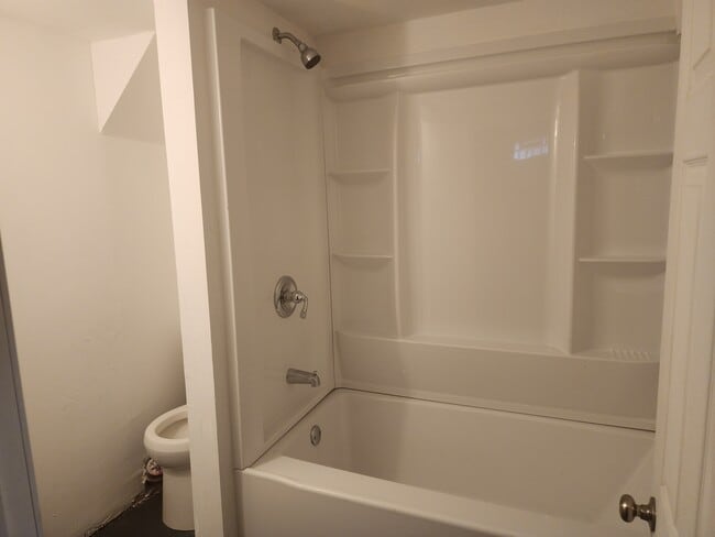 Building Photo - Allerton