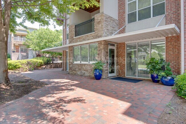 Foto del edificio - 840 United Ave SE