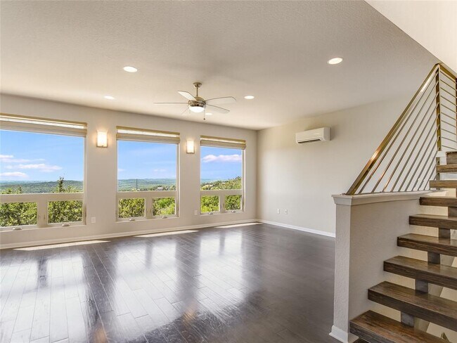 Foto del edificio - 1142 Lost Creek Blvd