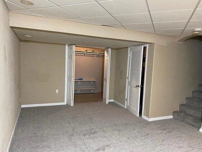 Building Photo - 7834 S 161st Terrace