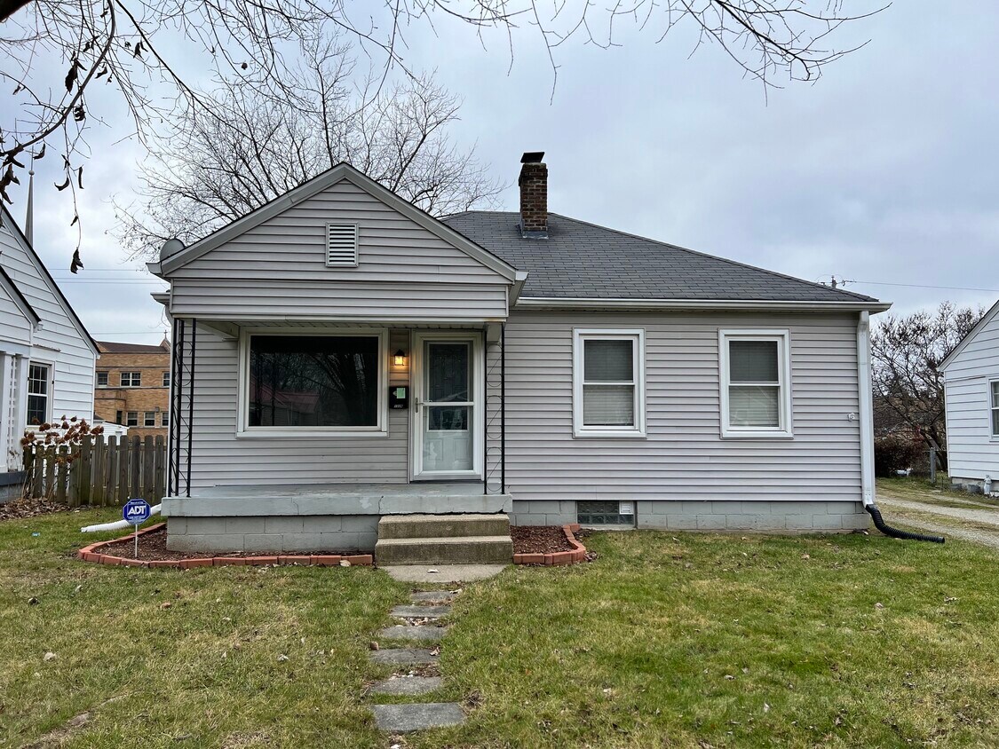 1328 Wallace Ave, Indianapolis, IN 46201 House Rental in Indianapolis, IN