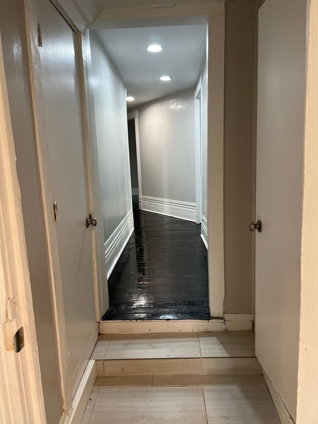 Foto del edificio - 4 Bed 2 Bath LARGE Home FOR RENT