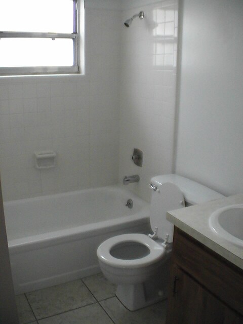 Foto del edificio - Beautiful 2x2 Downtown