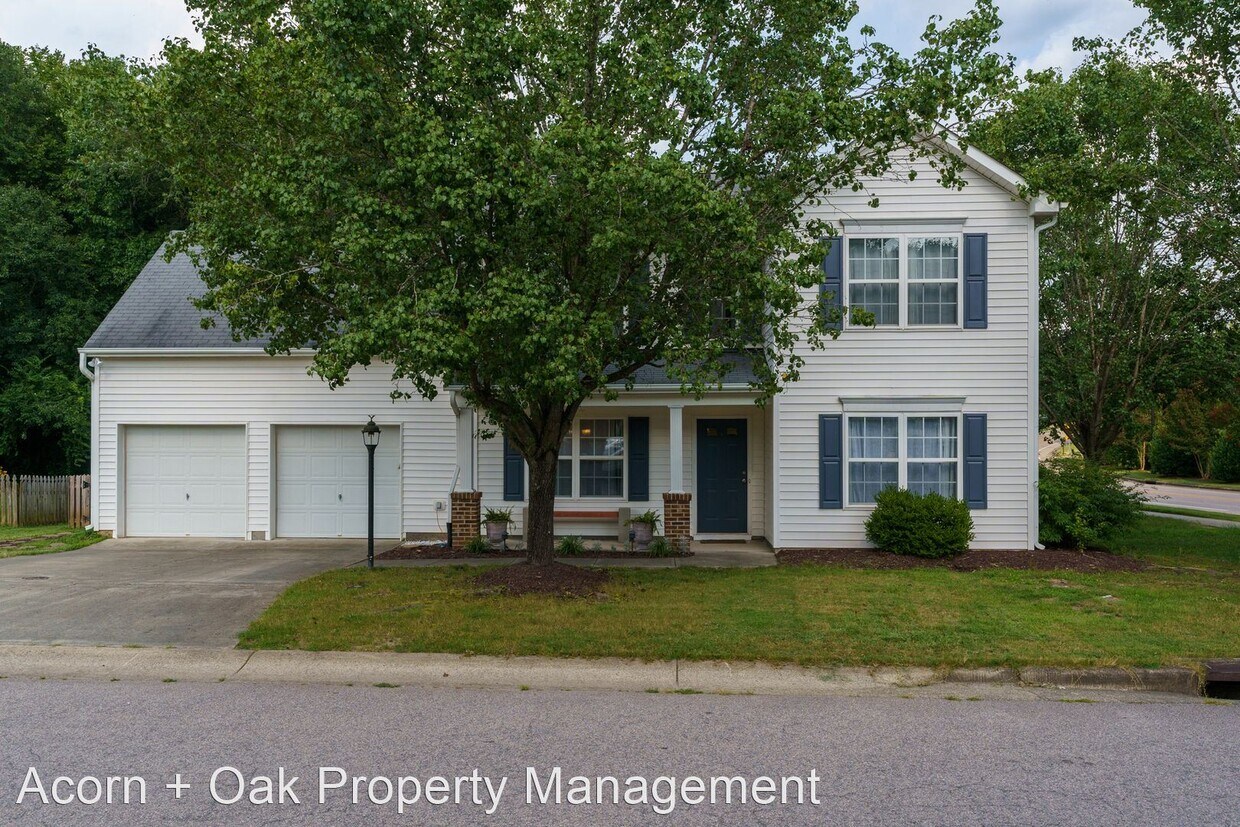Primary Photo - 3 br, 2.5 bath House - 102 Bermuda Green Dr.