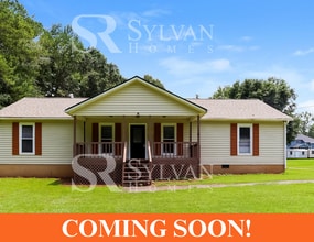 Building Photo - 202 Hunters Ln