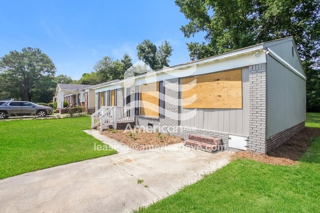 Foto del edificio - 4017 Tavineer Dr