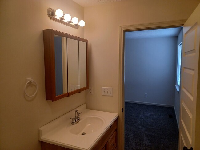 Foto del edificio - 811 Island View Dr