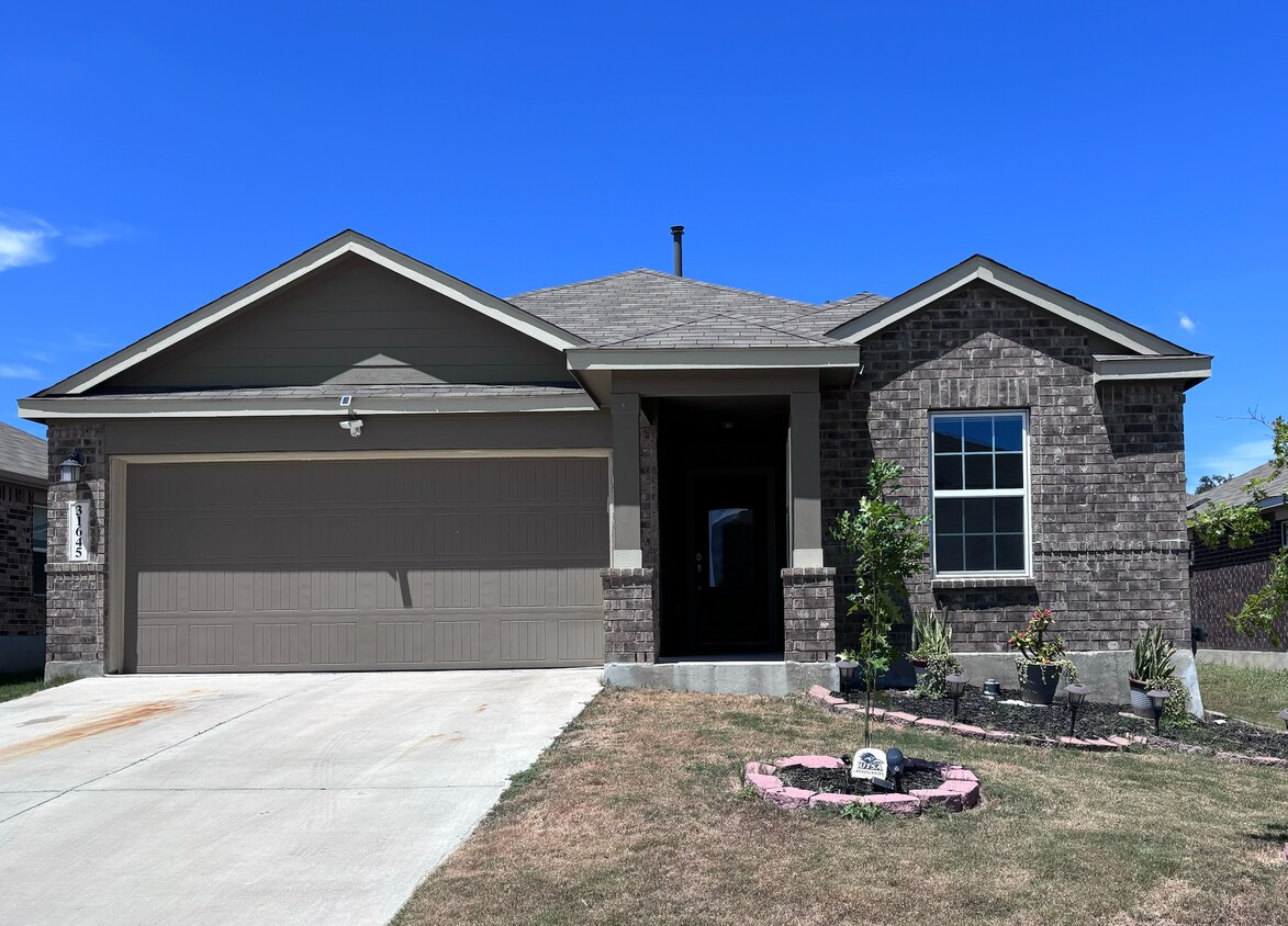 Primary Photo - 31645 Nimbus Dr