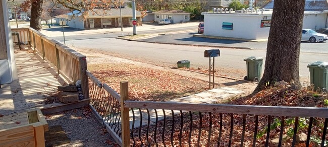 Foto del edificio - 832 W Eagle St