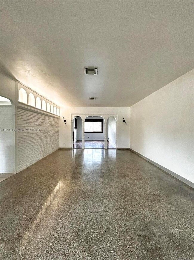 Foto del edificio - 1725 NW 9th Ave