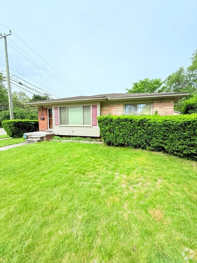 Building Photo - 2503 Maplewood Ave