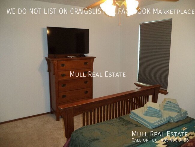 Foto del edificio - 3rd Bedroom in fully furnished home