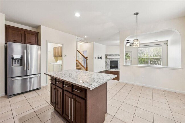 Foto del edificio - 206 Saddle Ridge Dr