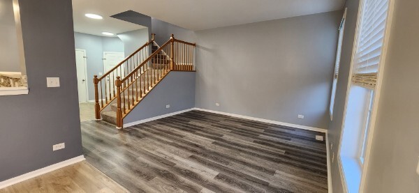 Building Photo - 24113 Walnut Cir