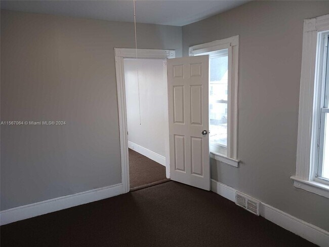 Foto del edificio - 41 Dekalb Ave