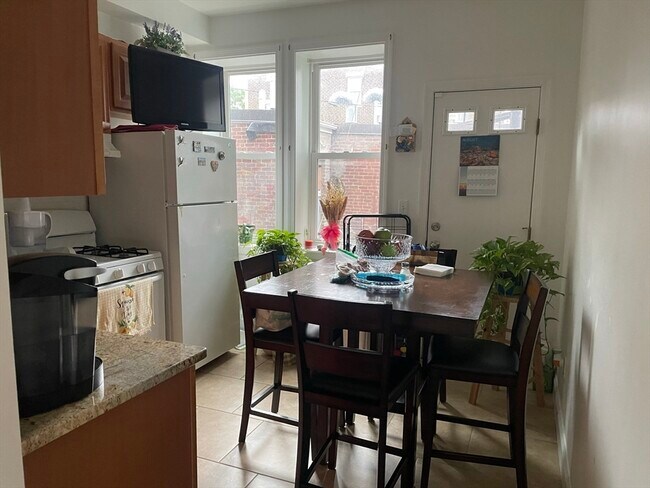 Foto del edificio - 103 Shurtleff St